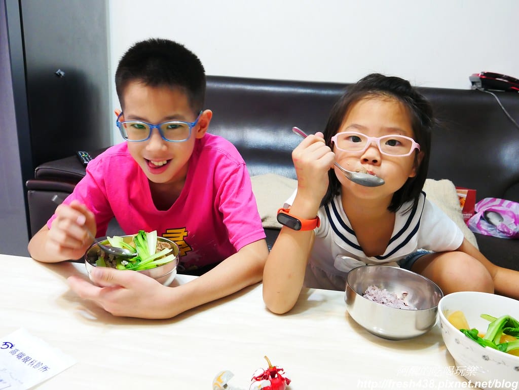 【電鍋食譜】日式蘿蔔燉牛肉,一指神功搞定,和風食堂在我家。 - 第12張圖 P1800231