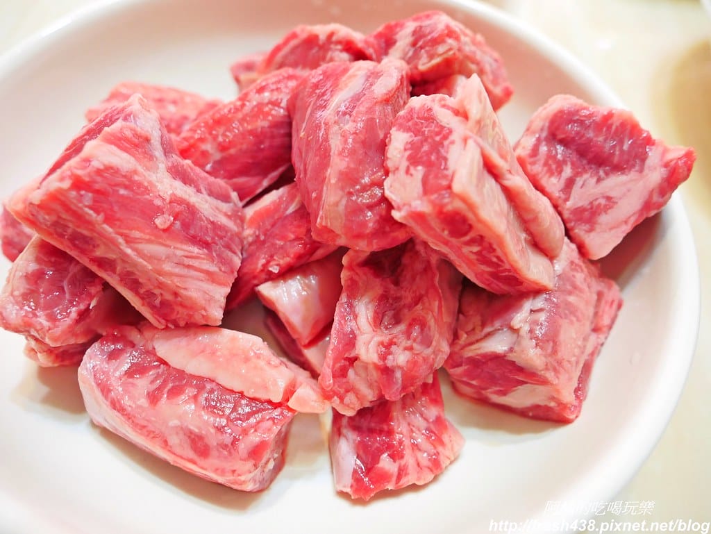 【電鍋食譜】日式蘿蔔燉牛肉,一指神功搞定,和風食堂在我家。 - 第3張圖 P1800221