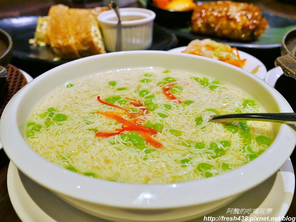 【台北美食】養心茶樓蔬食飲茶,「素食港式飲茶」好特別,超乎想像的美味,必吃必點料理全公開。 - 第44張圖 26