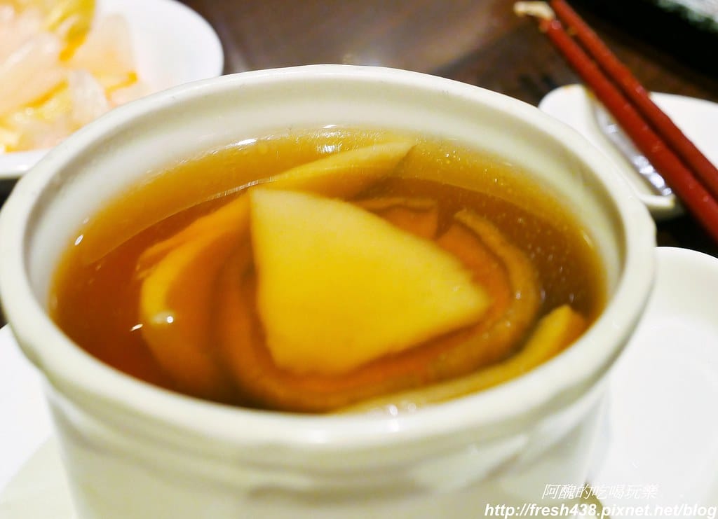 【台北美食】養心茶樓蔬食飲茶,「素食港式飲茶」好特別,超乎想像的美味,必吃必點料理全公開。 - 第63張圖 57