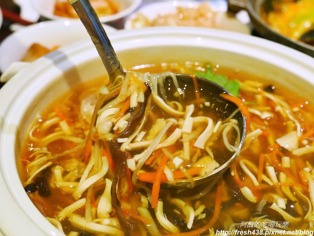 【台北美食】養心茶樓蔬食飲茶,「素食港式飲茶」好特別,超乎想像的美味,必吃必點料理全公開。 - 第61張圖 61