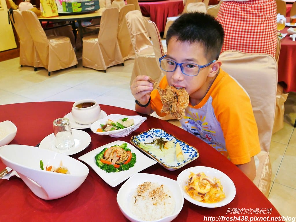 【宜蘭美食】田老爺時尚會館,無菜單料理,最低只要360元,還可順便餵食梅花鹿。 - 第39張圖 46
