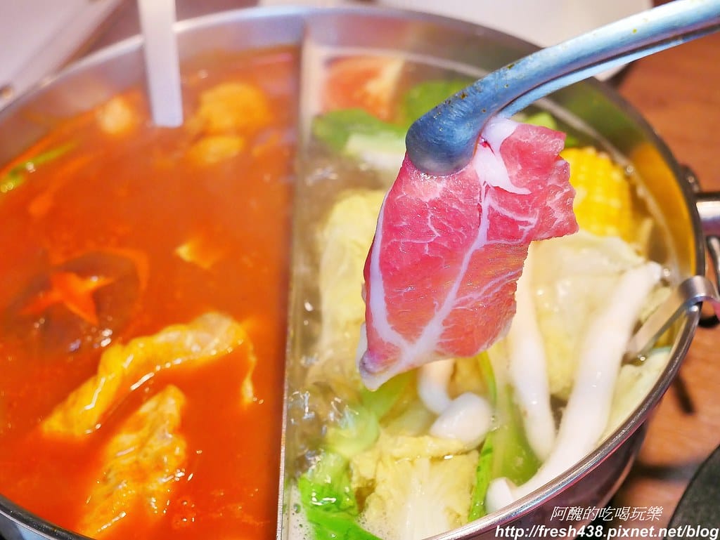 【新北美食】瀧鍋物製造所,板橋必吃頂級鍋物,A5霜降和牛、西班牙依比利豬、阿根廷天使紅蝦、生食干貝太銷魂。 - 第55張圖 35