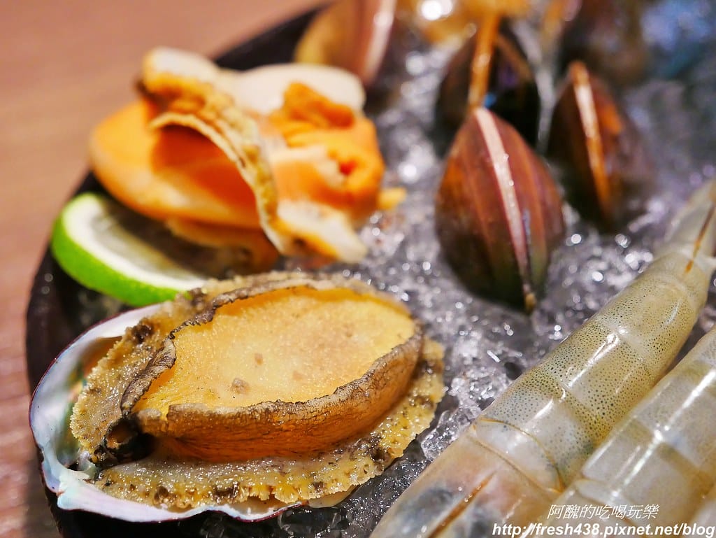 【新北美食】瀧鍋物製造所,板橋必吃頂級鍋物,A5霜降和牛、西班牙依比利豬、阿根廷天使紅蝦、生食干貝太銷魂。 - 第32張圖 21