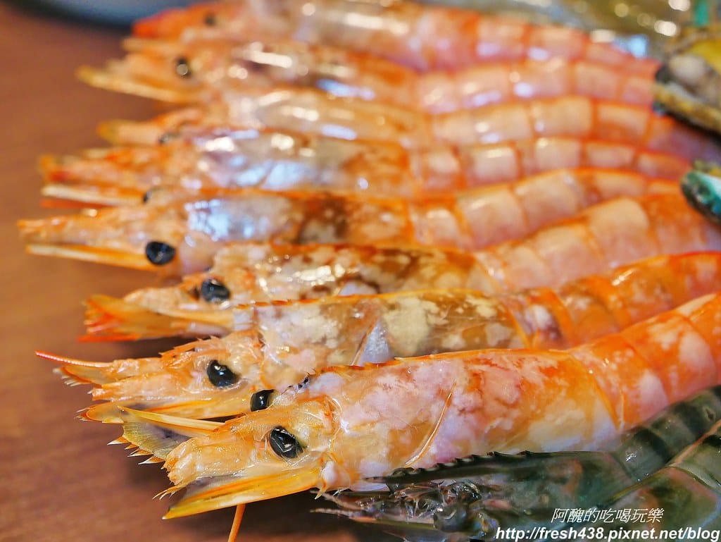 【新北美食】瀧鍋物製造所,板橋必吃頂級鍋物,A5霜降和牛、西班牙依比利豬、阿根廷天使紅蝦、生食干貝太銷魂。 - 第43張圖 28-3