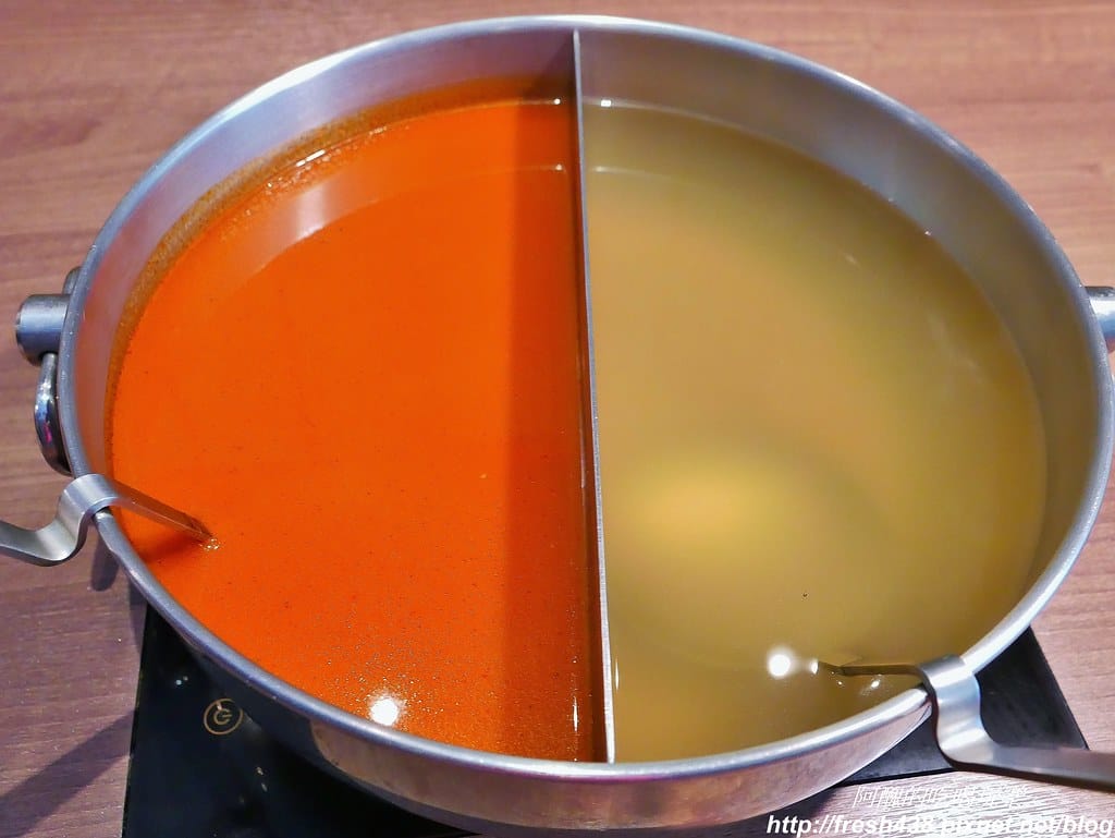 【新北美食】瀧鍋物製造所,板橋必吃頂級鍋物,A5霜降和牛、西班牙依比利豬、阿根廷天使紅蝦、生食干貝太銷魂。 - 第28張圖 17