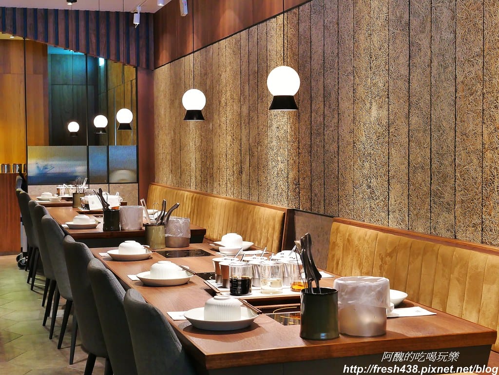 【新北美食】瀧鍋物製造所,板橋必吃頂級鍋物,A5霜降和牛、西班牙依比利豬、阿根廷天使紅蝦、生食干貝太銷魂。 - 第10張圖 5