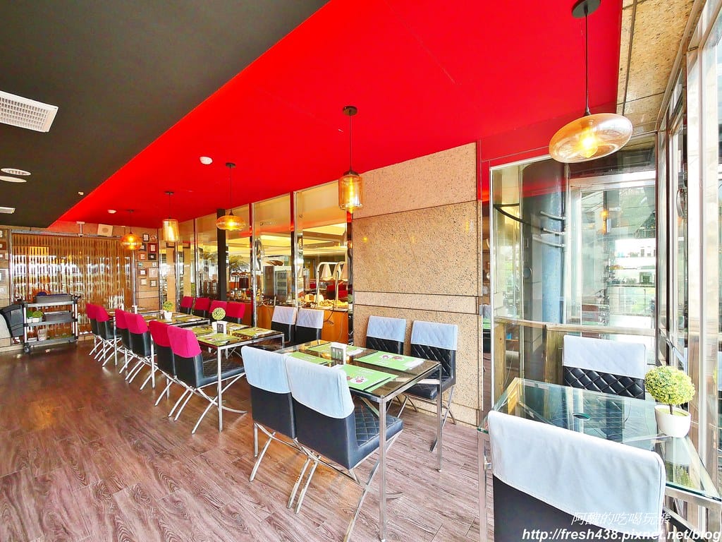 【宜蘭親子/溫泉飯店】麗翔酒店連鎖(礁溪館),峇里島風溫泉泳池、電玩區與兒童遊戲室,讓全家大小超放鬆。 - 第85張圖 61-4