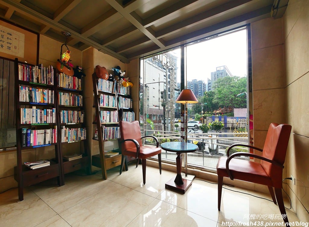 【宜蘭親子/溫泉飯店】麗翔酒店連鎖(礁溪館),峇里島風溫泉泳池、電玩區與兒童遊戲室,讓全家大小超放鬆。 - 第13張圖 6