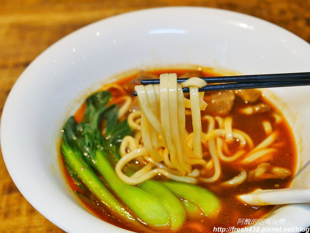 【新北美食】捷絲旅台北三重館,Just Café 捷食藝午餐好迷人,波士頓龍蝦雙人餐、美國肋眼牛排、晶華冠軍牛肉麵等您來嚐鮮。 - 第34張圖 21-1