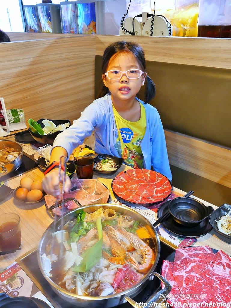 【桃園美食】三本亭壽喜燒,399元起吃到飽,ATT筷食尚必吃美食,近桃園火車站。 - 第55張圖 55