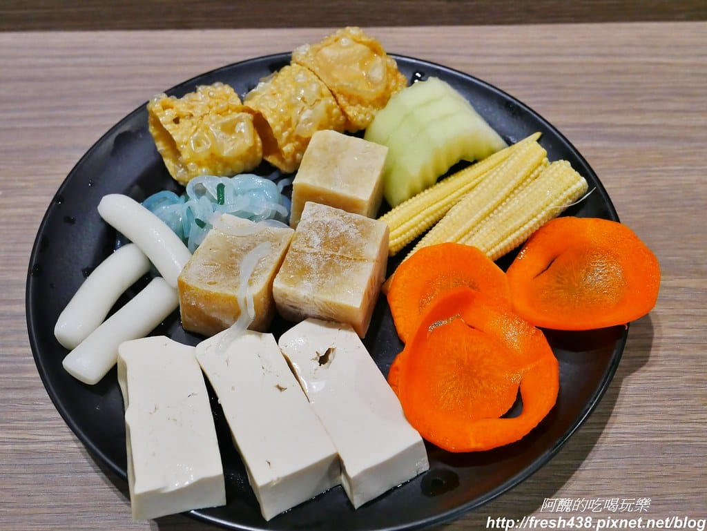 【桃園美食】三本亭壽喜燒,399元起吃到飽,ATT筷食尚必吃美食,近桃園火車站。 - 第34張圖 25-1