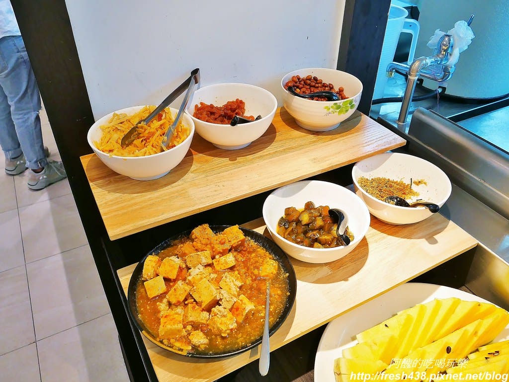 【宜蘭住宿】葛瑪蘭溫泉飯店,碳酸氫鈉泉一級棒,包車出遊好方便,房間乾淨、晚餐鮮美。 - 第94張圖 66-4