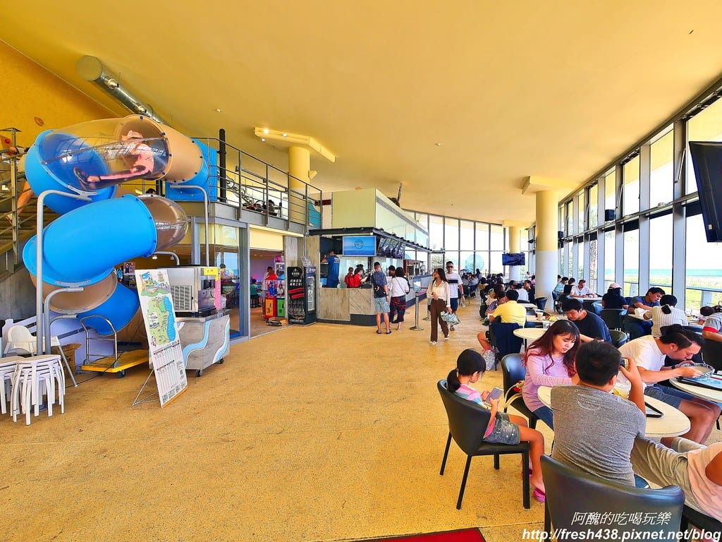 【宜蘭景點】九號咖啡外澳館,頭城景觀咖啡,觀海、玩水、賞龜山島的好去處。 - 第13張圖 9