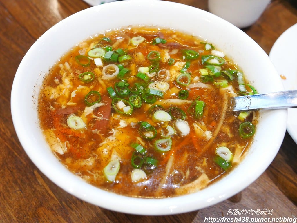 【新北美食】京鼎樓秀泰樹林店,超好吃的中式餐館,這樣點餐最划算。 - 第43張圖 P1840369