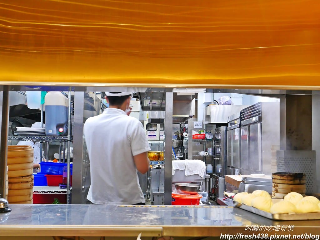 【新北美食】京鼎樓秀泰樹林店,超好吃的中式餐館,這樣點餐最划算。 - 第21張圖 P1840328