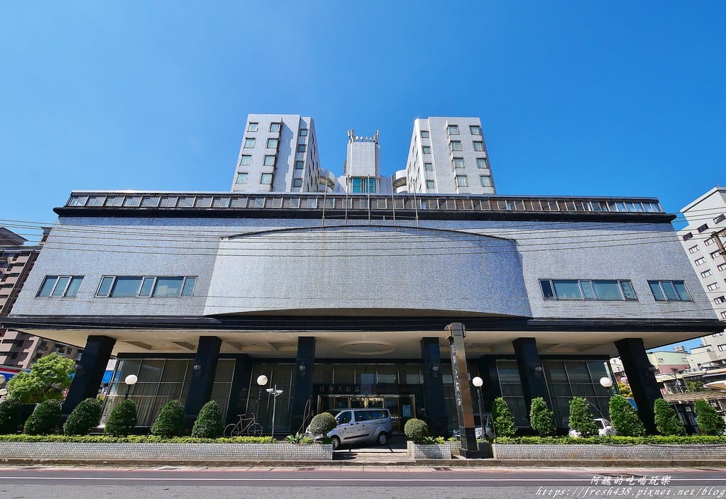 【桃園美食】住都大飯店-波根第西餐廳,自助百匯吃到飽,海陸饗宴超豪華,還有啤酒喝到爽。 - 第3張圖 1