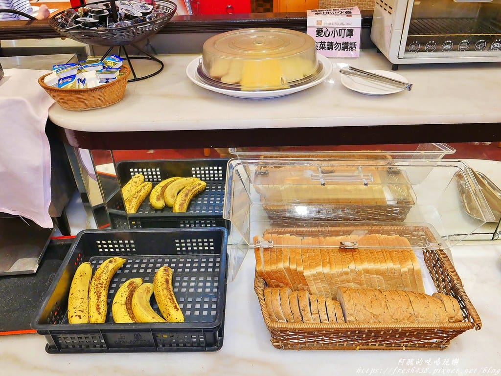 【桃園美食】住都大飯店-波根第西餐廳,自助百匯吃到飽,海陸饗宴超豪華,還有啤酒喝到爽。 - 第65張圖 42
