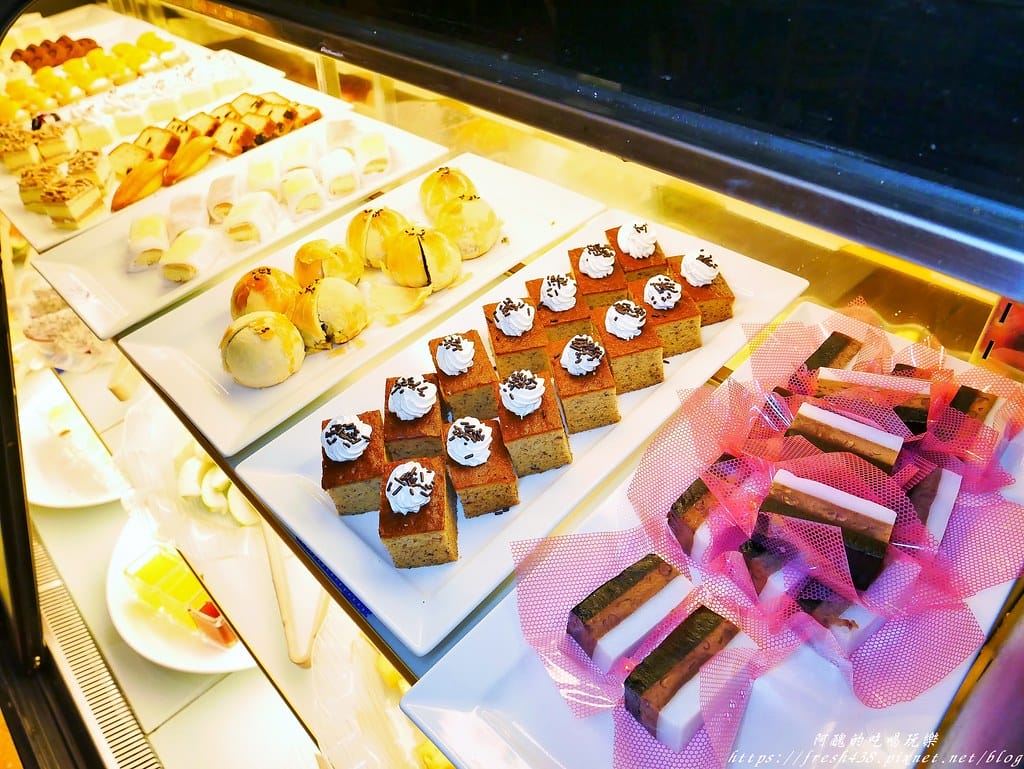 【桃園美食】住都大飯店-波根第西餐廳,自助百匯吃到飽,海陸饗宴超豪華,還有啤酒喝到爽。 - 第68張圖 51