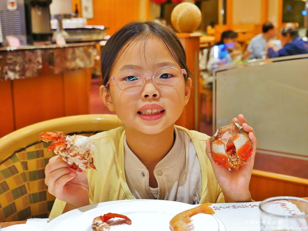 【桃園美食】住都大飯店-波根第西餐廳,自助百匯吃到飽,海陸饗宴超豪華,還有啤酒喝到爽。 - 第16張圖 85