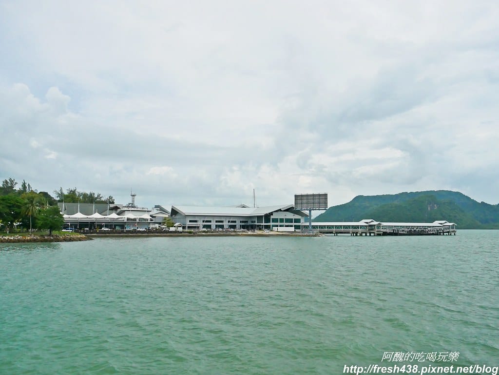 【馬來西亞旅遊】檳城吉打港前往蘭卡威,船班、票價與注意事項,必遊蘭卡威瓜埠碼頭老鷹廣場。 - 第75張圖 P1650164