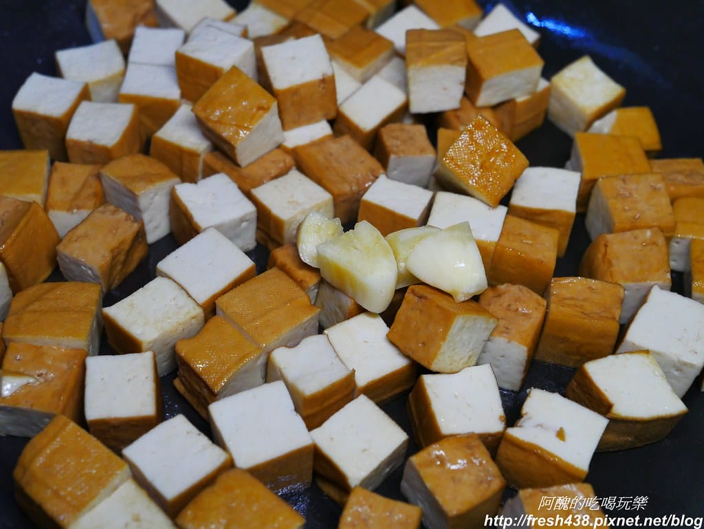 毛豆炒豆干,三步驟完成,保證好吃回味無窮。 - 第4張圖 P1840799