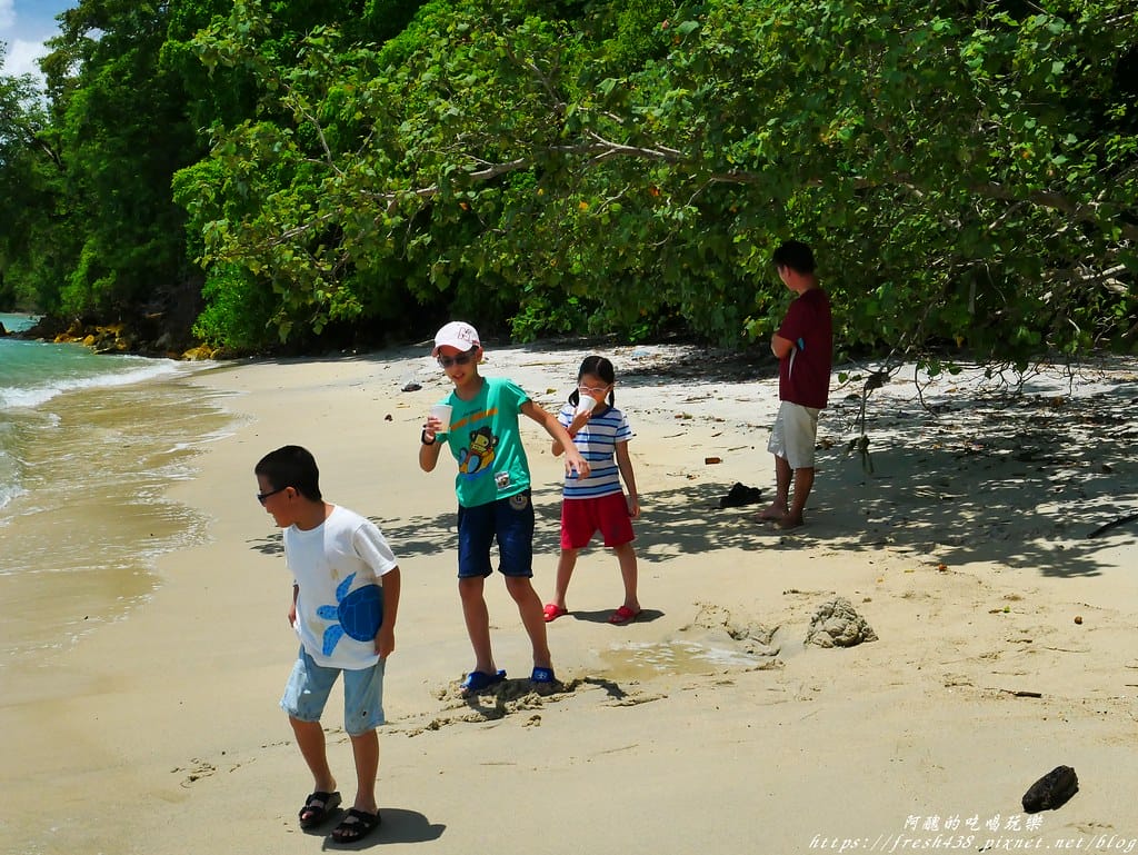【馬來西亞旅遊】蘭卡威跳島行程,濕米島、孕婦島、水晶島,體驗海釣、觀賞餵老鷹、沙灘BBQ。 - 第106張圖 P1650751