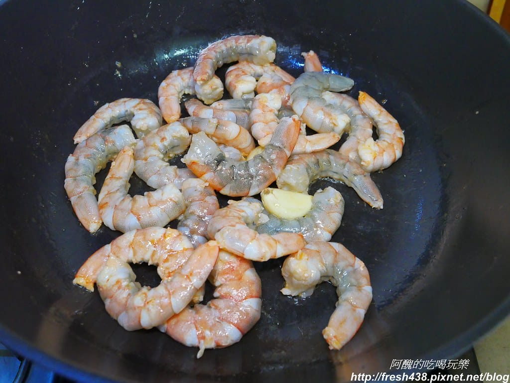 清炒毛豆蝦仁,5分鐘上菜,不油炸更健康,家常料理好簡單。 - 第6張圖 P1850592
