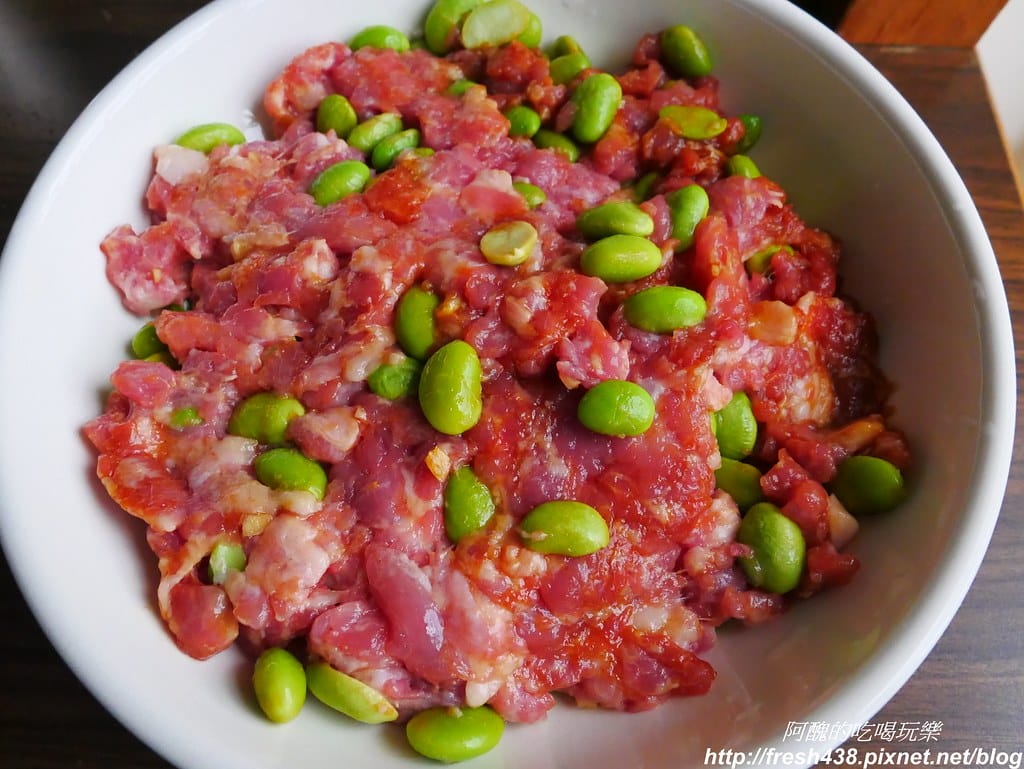 【電鍋食譜】毛豆蒸肉餅,一根湯匙就搞定,超級適合作為便當菜。 - 第5張圖 P1850743