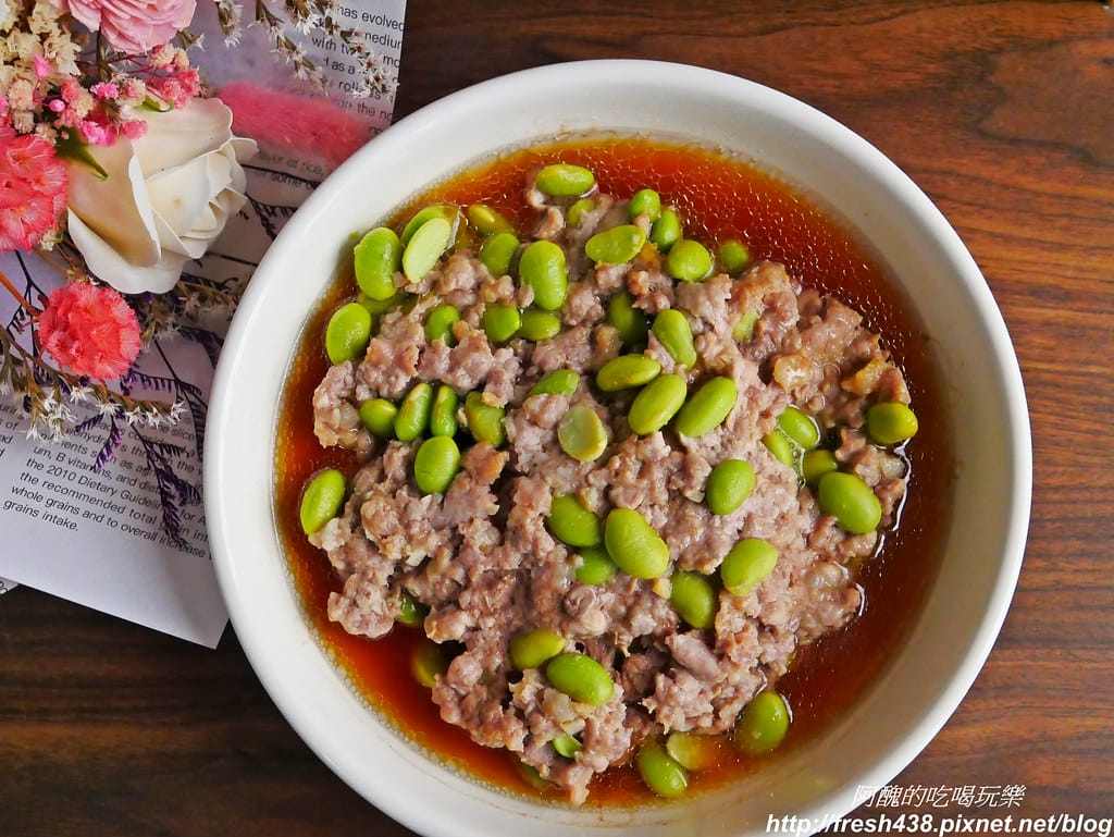 【電鍋食譜】毛豆蒸肉餅,一根湯匙就搞定,超級適合作為便當菜。 - 第7張圖 P1850745