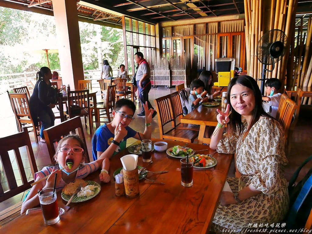 【印尼旅遊】峇里島野生動物園(Bali Safari & Marine Park),峇里島必遊景點,免費與動物拍照,還有兒童水上樂園可消暑。 - 第74張圖 62