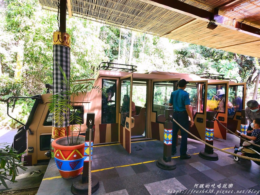 【印尼旅遊】峇里島野生動物園(Bali Safari & Marine Park),峇里島必遊景點,免費與動物拍照,還有兒童水上樂園可消暑。 - 第20張圖 8