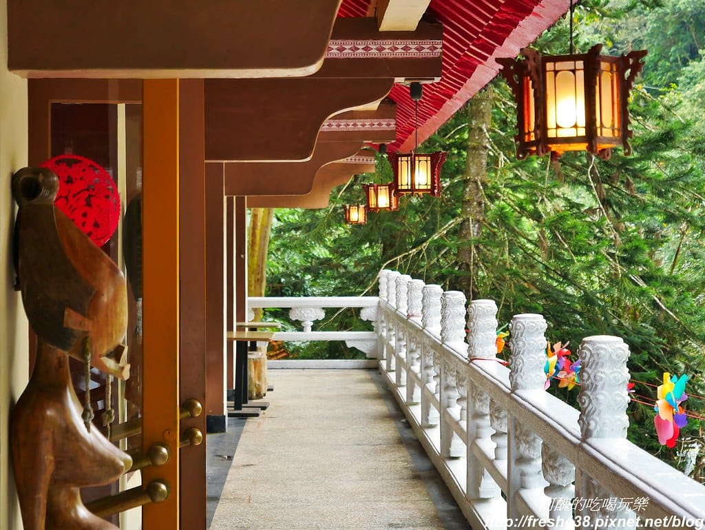 79-2餐廳外走廊