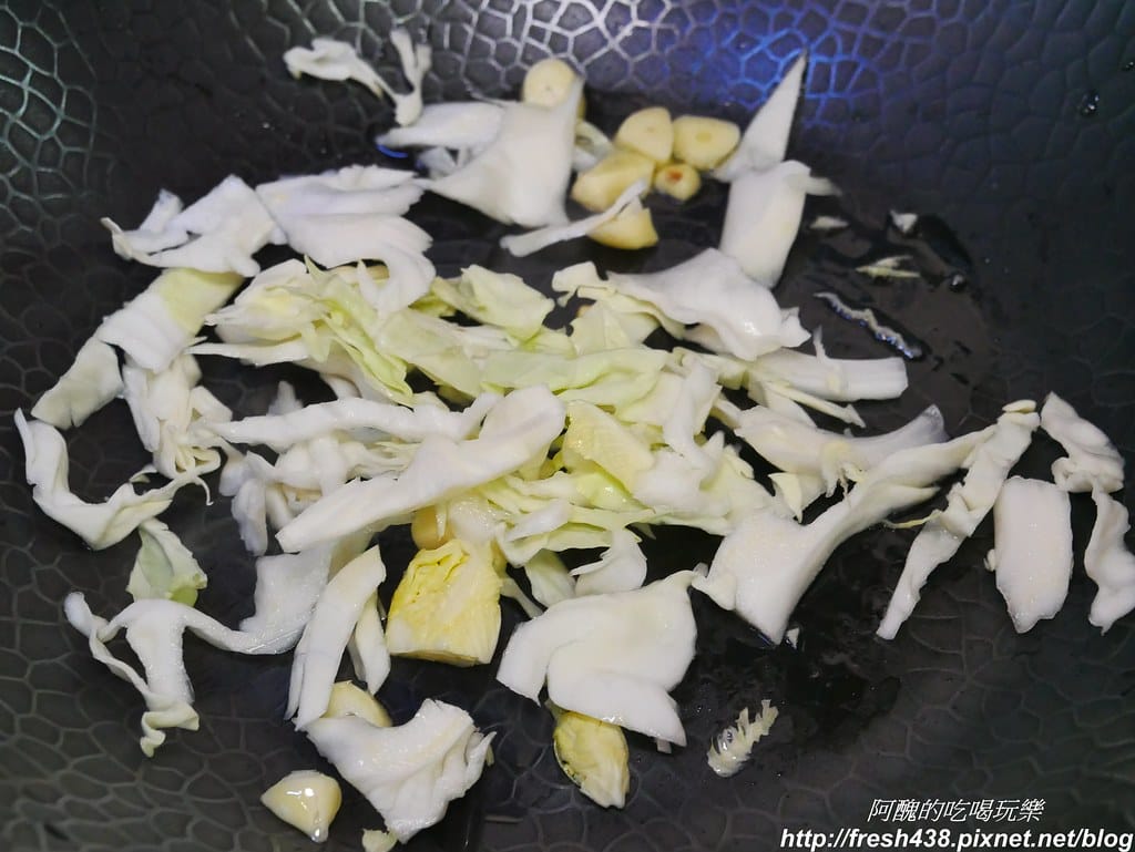 炒高麗菜,只加這項最美味!輕鬆炒出一盤清甜高麗菜的秘訣。 - 第7張圖 P1860735