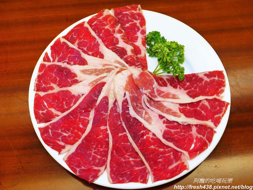 【日月潭美食】大淶閣晚餐,杉餐廳自助百匯,還有冬季限定海陸雙人鍋,到底好吃嗎?快來看餐點內容吧!! - 第60張圖 67