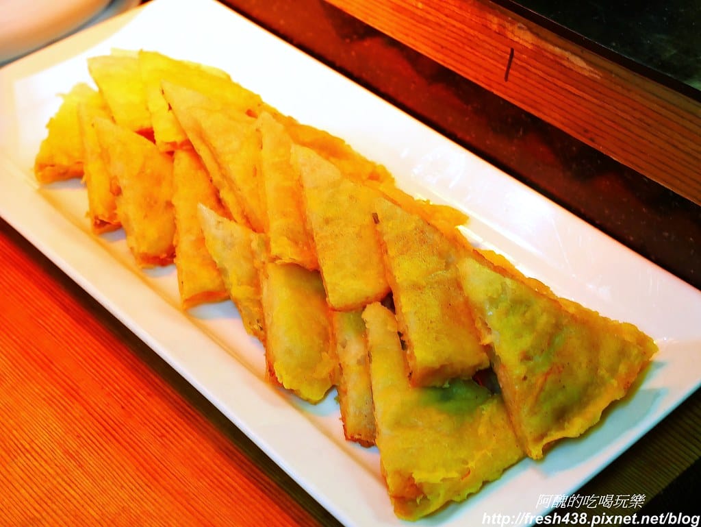 【日月潭美食】大淶閣晚餐,杉餐廳自助百匯,還有冬季限定海陸雙人鍋,到底好吃嗎?快來看餐點內容吧!! - 第22張圖 18