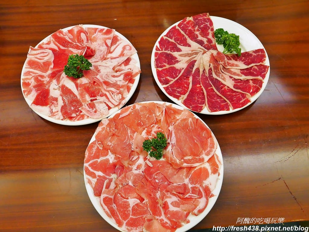 【日月潭美食】大淶閣晚餐,杉餐廳自助百匯,還有冬季限定海陸雙人鍋,到底好吃嗎?快來看餐點內容吧!! - 第61張圖 68
