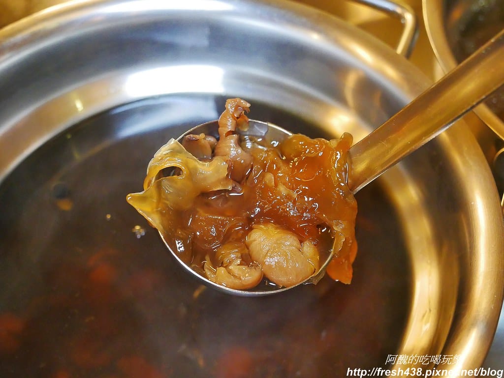 【日月潭美食】大淶閣晚餐,杉餐廳自助百匯,還有冬季限定海陸雙人鍋,到底好吃嗎?快來看餐點內容吧!! - 第37張圖 41