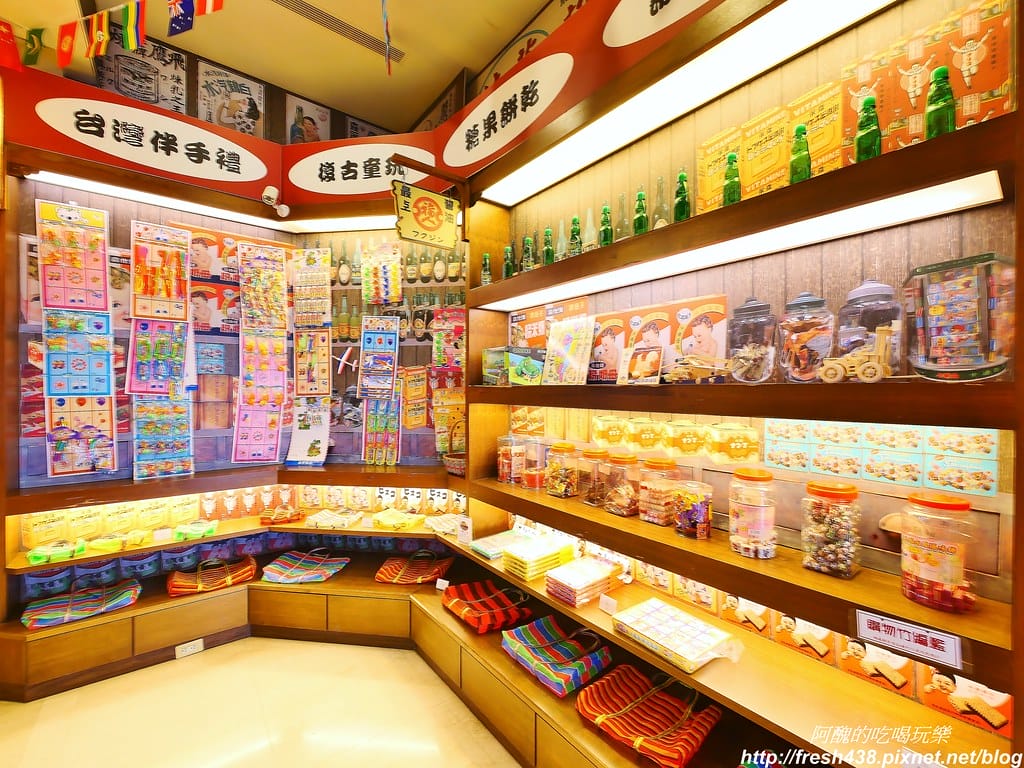【南投住宿】日月潭大淶閣,正對湖景第一排,下樓就可搭遊船,景觀、服務與餐點一級棒。 - 第16張圖 51-2