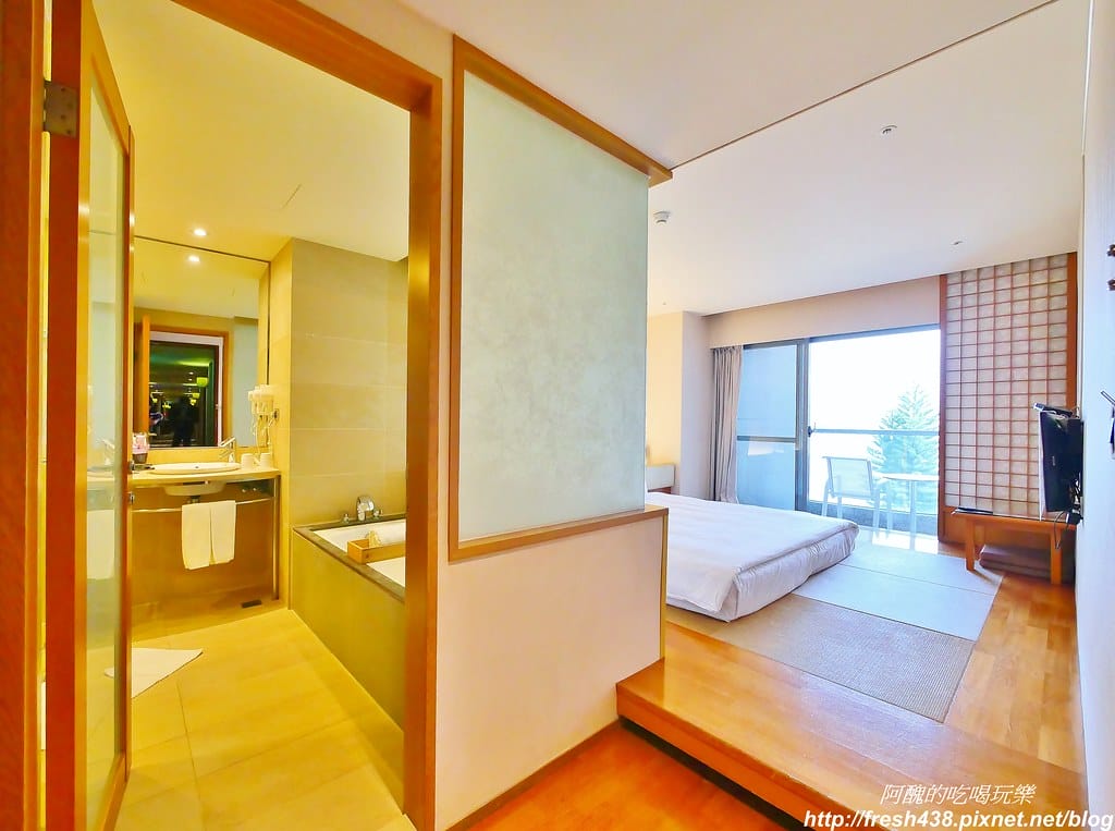 【南投住宿】日月潭大淶閣,正對湖景第一排,下樓就可搭遊船,景觀、服務與餐點一級棒。 - 第24張圖 31-2