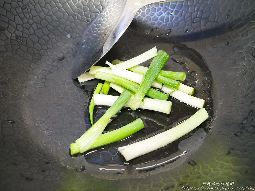 蔥爆雞柳,不沾粉就超好吃,雞胸肉軟嫩秘訣看這裡! - 第6張圖 P1880981