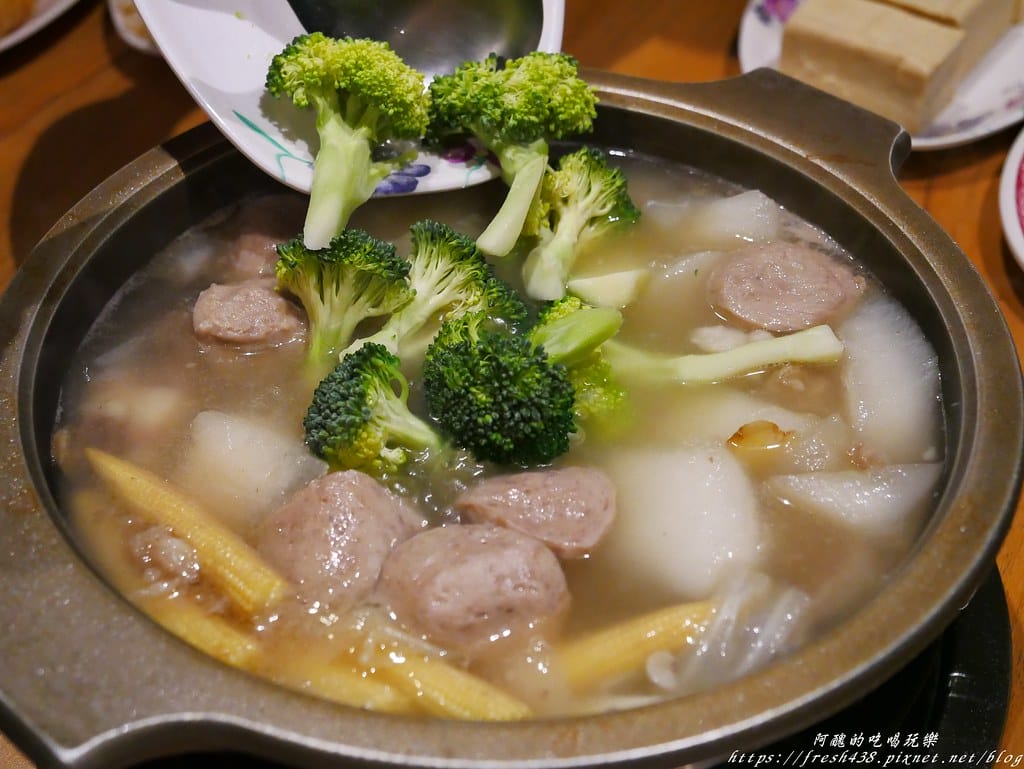 【新莊美食】羊師兄溫體羊-中華店,台灣本土溫體羊,無腥羶味,菜頭羊肉爐吃了不上火,清甜滋味無法擋! - 第56張圖 P1890137