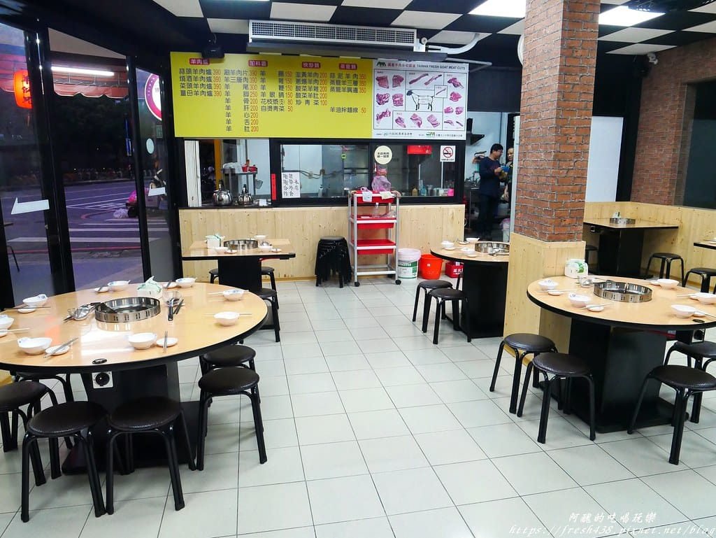 【新莊美食】羊師兄溫體羊-中華店,台灣本土溫體羊,無腥羶味,菜頭羊肉爐吃了不上火,清甜滋味無法擋! - 第10張圖 P1890025