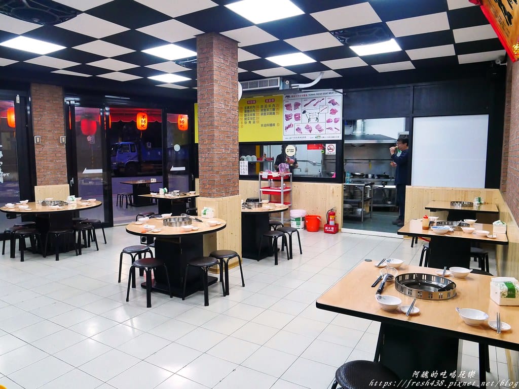 【新莊美食】羊師兄溫體羊-中華店,台灣本土溫體羊,無腥羶味,菜頭羊肉爐吃了不上火,清甜滋味無法擋! - 第11張圖 P1890027
