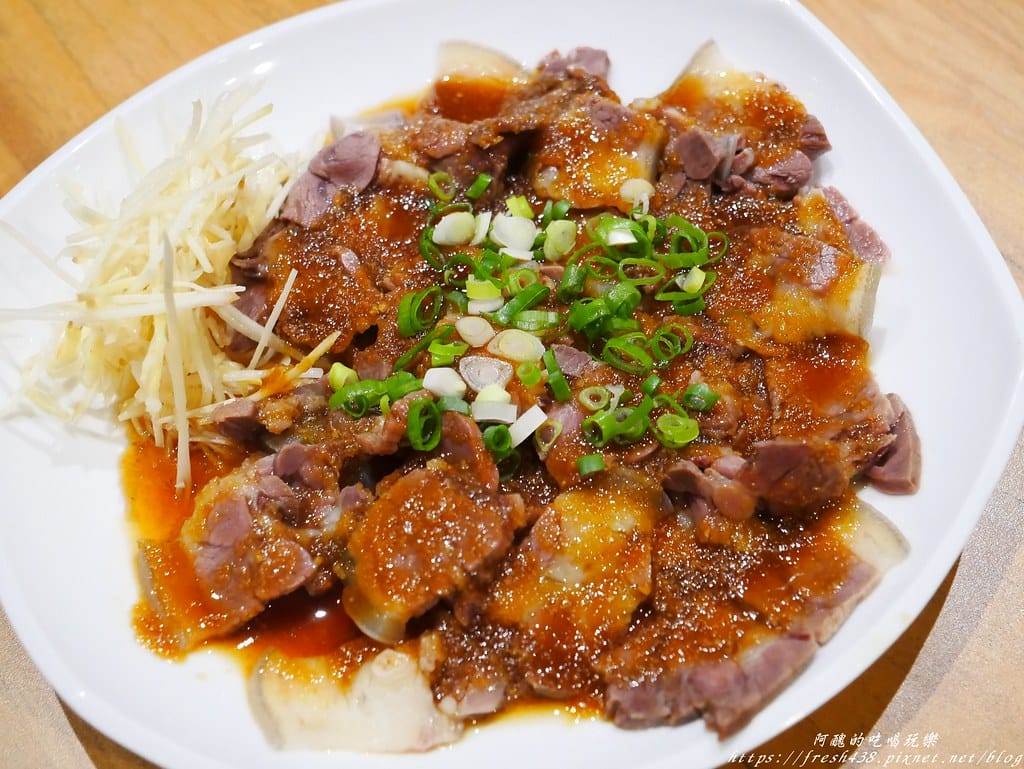 【新莊美食】羊師兄溫體羊-中華店,台灣本土溫體羊,無腥羶味,菜頭羊肉爐吃了不上火,清甜滋味無法擋! - 第37張圖 P1890087