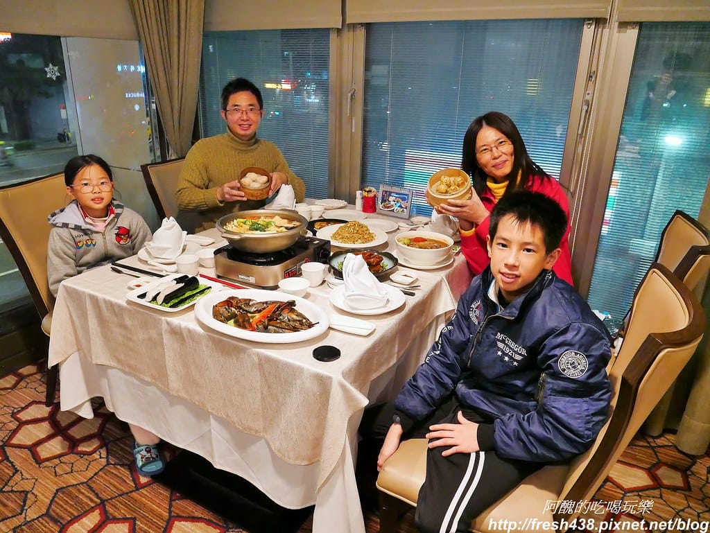 【台北美食】長園廳,長榮桂冠酒店(台北)的五星中餐廳,雙鮮波士頓活龍蝦火鍋實在太銷魂。 - 第52張圖 49