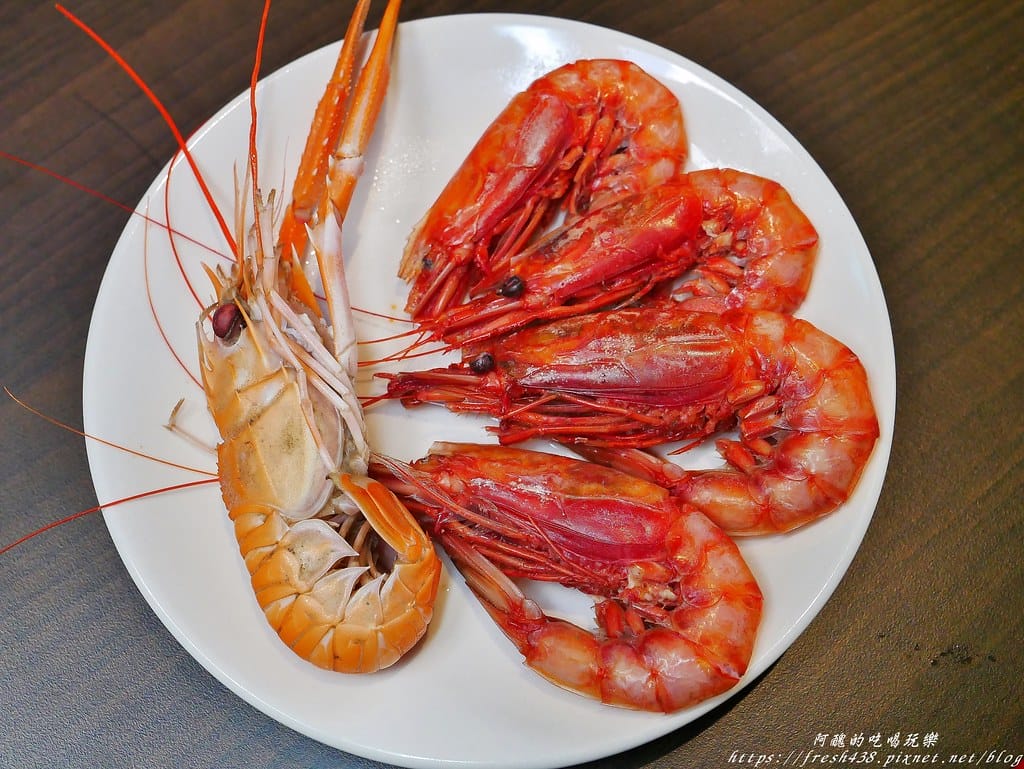 【宜蘭美食】豐里海,現流海鮮、刺身、日本和牛、西班牙伊比利豬,漁夫鍋讓您一次享有海陸盛宴。 - 第39張圖 31