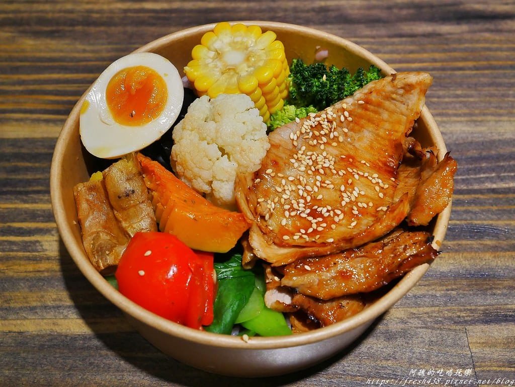 【台北美食】米樂町健康輕食餐盒,少油鹽水煮餐,兼具美味、健康無負擔,連小孩都超愛! - 第19張圖 17