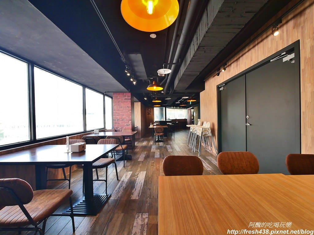 【台中住宿】草悟道文旅,一分鐘到勤美誠品綠園道、草悟廣場,房間美、早餐優,有親子主題房型,還會補助停車費。 - 第55張圖 44