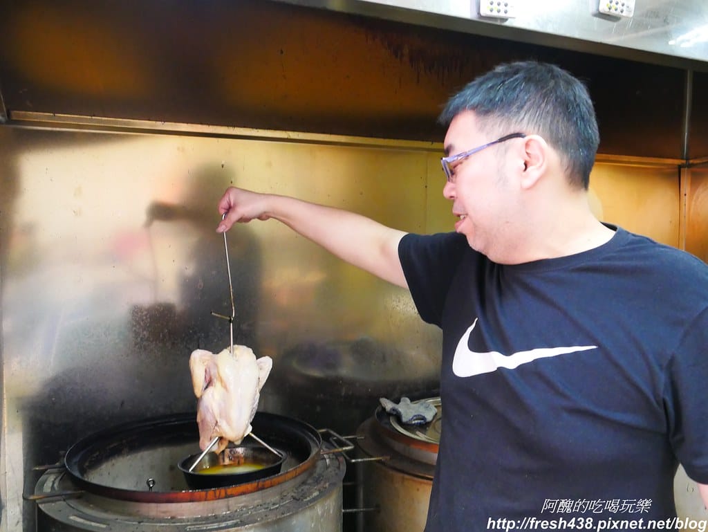 【新北美食】鄉村農夫桶仔雞,板橋必吃鮮嫩爆汁烤雞。 - 第4張圖 P1930055